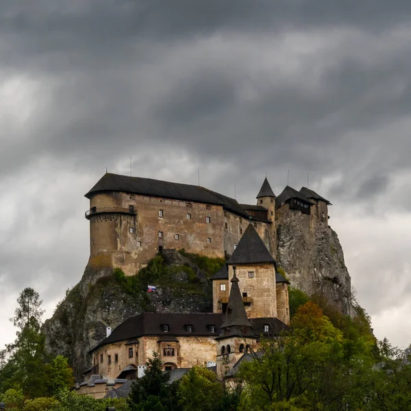 Oravsky Podzamok Slovakia September 2022 View Medieval Orava Castle Overcast — Stock Photo, Image