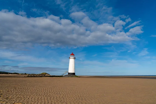 Μια Άποψη Του Point Ayr Φάρος Και Talacre Beach Στη — Φωτογραφία Αρχείου