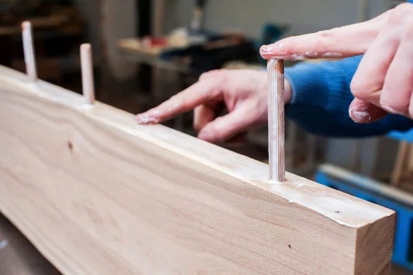 Bonding Two Planks Carpentry Workshop Dowel Glue Connection Manufacturing Furniture — Stock Photo, Image