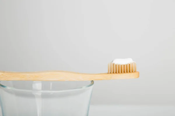 Wooden Toothbrush Eco Friendly White Background Bamboo Toothbrush Glass — Stock Photo, Image