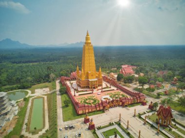 Wat Mahathat Wachiramongkol (Wat Bang Tong) Krabi Tayland