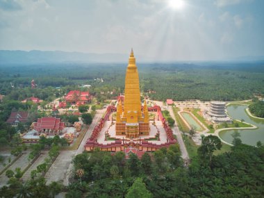 Wat Mahathat Wachiramongkol (Wat Bang Tong) Krabi Tayland