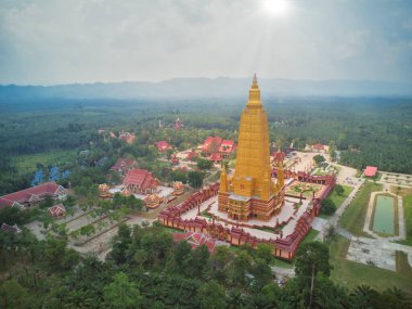 Wat Mahathat Wachiramongkol (Wat Bang Tong) Krabi Tayland