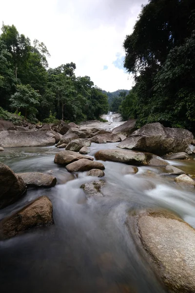 Nakhon si thammarat Tayland 'da Promlok şelalesi