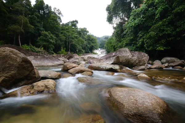 Nakhon si thammarat Tayland 'da Promlok şelalesi