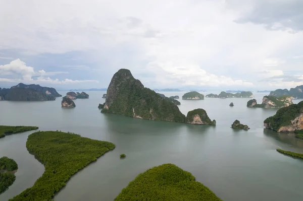 Αεροφωτογραφία Του Κόλπου Phang Nga Δάσος Μαγγρόβια Δέντρο Και Λόφους — Φωτογραφία Αρχείου