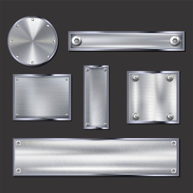 Gerçekçi Detaylı 3d Farklı Parlak Metal Afişler Seti. Vektör