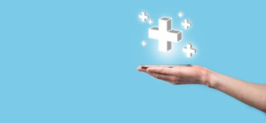 3D artı ikon, elde tutulan adam kar, fayda, gelişme, artı işareti ile temsil edilen CSR gibi olumlu şeyler sunar..