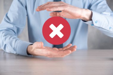 Elle tutulan simge, iptal simgesi, simgeyi iptal et. Düz kırmızı simge işaretle. round. round.round.round. X işareti iptal. Yanlış işaretleme. Reddedildi. Koyu arkaplanda.banner. Boşluk. Metin için yer