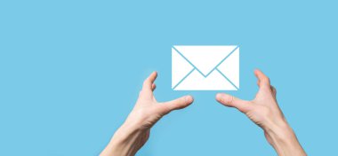 E- posta ve kullanıcı simgesi, imza, sembol pazarlama ya da bülten konsepti, diyagram. E- posta gönderme. Posta ve SMS pazarlama kavramı. İş dünyasında doğrudan satış şeması. E- posta için istemci listesi