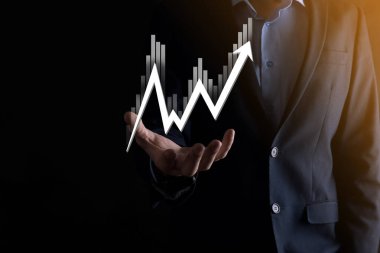 Elde tutulan satış verileri ve ekonomik büyüme grafiği. İş planlama ve strateji. Takas ticareti analiz ediliyor. Finansal ve bankacılık. Teknoloji dijital pazarlama. Kâr ve büyüyen plan.