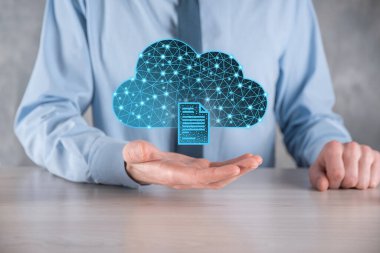 Bulut teknolojisi. Koyu mavi üzerinde belge ikonu olan çokgen kablo depolama işareti. Bulut hesaplama, büyük veri merkezi, gelecekteki altyapı, dijital ai konsepti. Sanal sunucu simgesi.