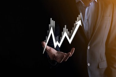 Elde tutulan satış verileri ve ekonomik büyüme grafiği. İş planlama ve strateji. Takas ticareti analiz ediliyor. Finansal ve bankacılık. Teknoloji dijital pazarlama. Kâr ve büyüyen plan.