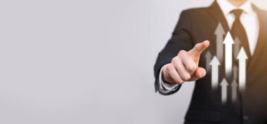 Elde tutulan satış verileri ve ekonomik büyüme grafiği. İş planlama ve strateji. Takas ticareti analiz ediliyor. Finansal ve bankacılık. Teknoloji dijital pazarlama. Kâr ve büyüyen plan.