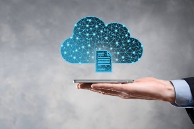 Bulut teknolojisi. Koyu mavi üzerinde belge ikonu olan çokgen kablo depolama işareti. Bulut hesaplama, büyük veri merkezi, gelecekteki altyapı, dijital ai konsepti. Sanal sunucu simgesi.