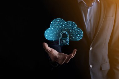 Bulut teknolojisi. Koyu mavi üzerinde asma kilit olan çokgen kablo depolama işareti. Bulut hesaplama, büyük veri merkezi, gelecekteki altyapı, dijital ai konsepti. Sanal sunucu simgesi.