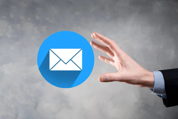 Business Χέρι Κρατώντας Εικονίδιο Επιστολή Εικονίδια Mail Επικοινωνήστε Μαζί Μας — Φωτογραφία Αρχείου