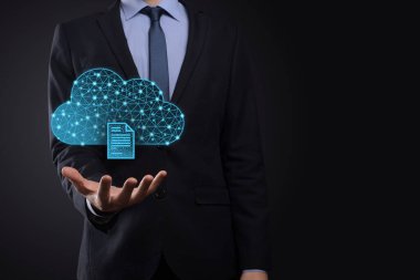 Bulut teknolojisi. Koyu mavi üzerinde belge ikonu olan çokgen kablo depolama işareti. Bulut hesaplama, büyük veri merkezi, gelecekteki altyapı, dijital ai konsepti. Sanal sunucu simgesi.