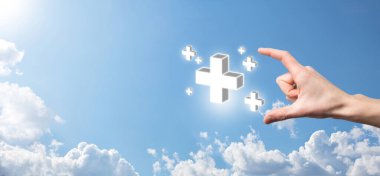 3D artı ikon, elde tutulan adam kar, fayda, gelişme, artı işareti ile temsil edilen CSR gibi olumlu şeyler sunar..