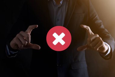 Elle tutulan simge, iptal simgesi, simgeyi iptal et. Düz kırmızı simge işaretle. round. round.round.round. X işareti iptal. Yanlış işaretleme. Reddedildi. Koyu arkaplanda.banner. Boşluk. Metin için yer