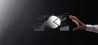 İş geliştirme, finansal plan ve strateji. Maliye grafiği ve piyasa çizelgesi yatırımlarının analizi. Dijital ekonomi değişimi. Geliştirme ve büyüyen büyüme planı. Piyasa yatırımları. Bankacılık