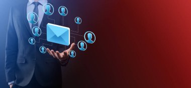 E- posta ve kullanıcı simgesi, imza, sembol pazarlama ya da bülten konsepti, diyagram. E- posta gönderme. Posta ve SMS pazarlama kavramı. İş dünyasında doğrudan satış şeması. E- posta için istemci listesi