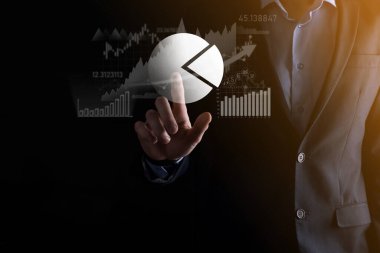 İş geliştirme, finansal plan ve strateji. Maliye grafiği ve piyasa çizelgesi yatırımlarının analizi. Dijital ekonomi değişimi. Geliştirme ve büyüyen büyüme planı. Piyasa yatırımları. Bankacılık