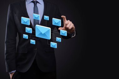 E-posta pazarlama ve bülten konsepti. Haber bülteni e-postası ile bizimle irtibata geçin ve kişisel bilgilerinizi posta konseptinden koruyun. İş dünyasındaki doğrudan satışların şeması. E- posta için istemci listesi