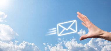 E-posta pazarlama ve bülten konsepti. Haber bülteni e-postası ile bizimle irtibata geçin ve kişisel bilgilerinizi posta konseptinden koruyun. İş dünyasındaki doğrudan satışların şeması. E- posta için istemci listesi