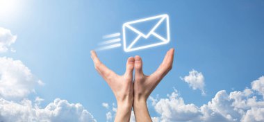 E-posta pazarlama ve bülten konsepti. Haber bülteni e-postası ile bizimle irtibata geçin ve kişisel bilgilerinizi posta konseptinden koruyun. İş dünyasındaki doğrudan satışların şeması. E- posta için istemci listesi