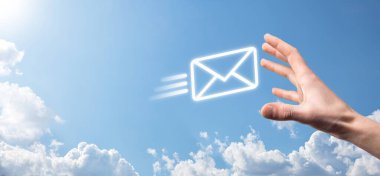 E-posta pazarlama ve bülten konsepti. Haber bülteni e-postası ile bizimle irtibata geçin ve kişisel bilgilerinizi posta konseptinden koruyun. İş dünyasındaki doğrudan satışların şeması. E- posta için istemci listesi