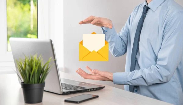 Email Marketing Nieuwsbrief Concept Neem Contact Met Ons Mail Nieuwsbrief — Stockfoto