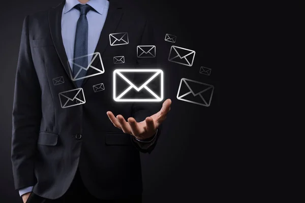 Email Marketing Nieuwsbrief Concept Neem Contact Met Ons Mail Nieuwsbrief — Stockfoto