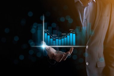 İş geliştirme, finansal plan ve strateji. Maliye grafiği ve piyasa çizelgesi yatırımlarının analizi. Dijital ekonomi değişimi. Geliştirme ve büyüyen büyüme planı. Piyasa yatırımları. Bankacılık