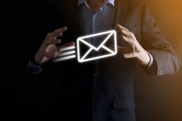 Email Marketing Nieuwsbrief Concept Neem Contact Met Ons Mail Nieuwsbrief — Stockfoto