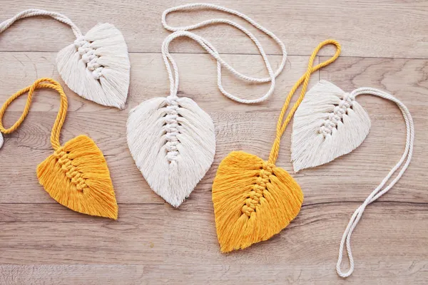 Macrame Leaves Yellow Natural Color Wooden Background Cotton Rope Decor — Stock Photo, Image