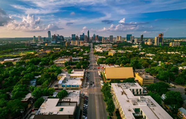 Aerial Shot Modern City Skyscrapers Evening — Foto Stock