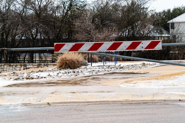 Nahaufnahme Einer Schneebedeckten Kleinen Stadtstraße — Stockfoto