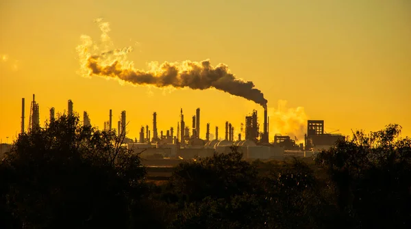 Smoke Stacks Emitting Carbon Pollution Sky Causing Climate Change — Fotografia de Stock