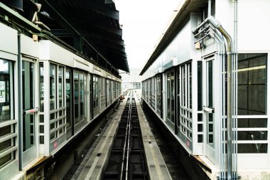 Şehirdeki tren istasyonu. 