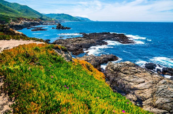 Litoral Longo Costa Rochosa Paisagem — Fotografia de Stock