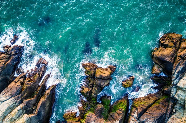 Kust Längs Stranden Stenig Tropisk Perfekt Resmål Fantastiska Stilla Havet — Stockfoto