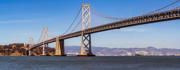 Długi Plan Infrastruktury Oakland San Francisco Bay Bridge Słoneczne Popołudnie — Zdjęcie stockowe