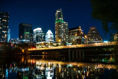 Austin Teksas, Teksas 'ın göz kamaştırıcı başkenti. 