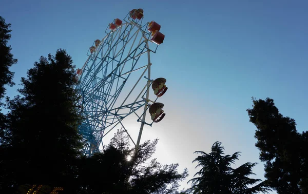 Lazarevskoe Sochi Russie Mai 2021 Grande Roue Contre Ciel Couchant — Photo