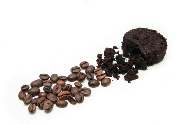 Capsule Used Coffee Grounds Together Small Pile Roasted Coffee Beans — Stock Photo, Image