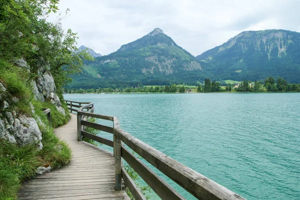 Jezioro Lodowcowe Wolfgangsee Austrii Alpach Deszczowy Pochmurny Dzień Cel Podróży — Zdjęcie stockowe