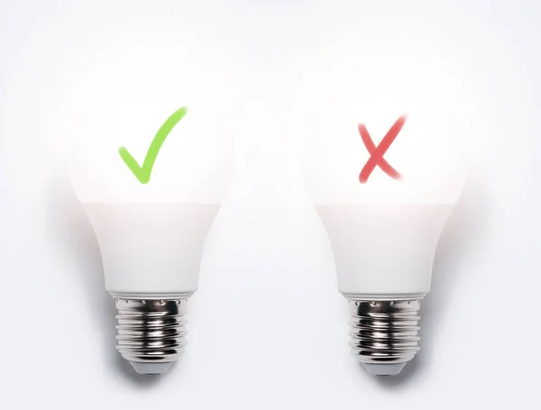 Tick Cross Signs Drawn Light Bulbs Good Bad Idea Isolated — Stock Photo, Image