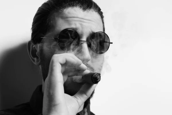 Black White Studio Portrait Young Attractive Man Smoking Cuban Cigar — Zdjęcie stockowe