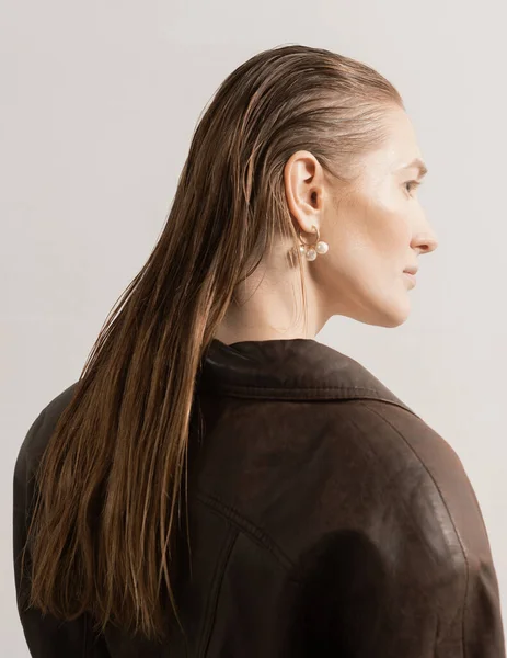 Модні Портрети Стильної Високої Моделі Макіяжем Волоссям — стокове фото
